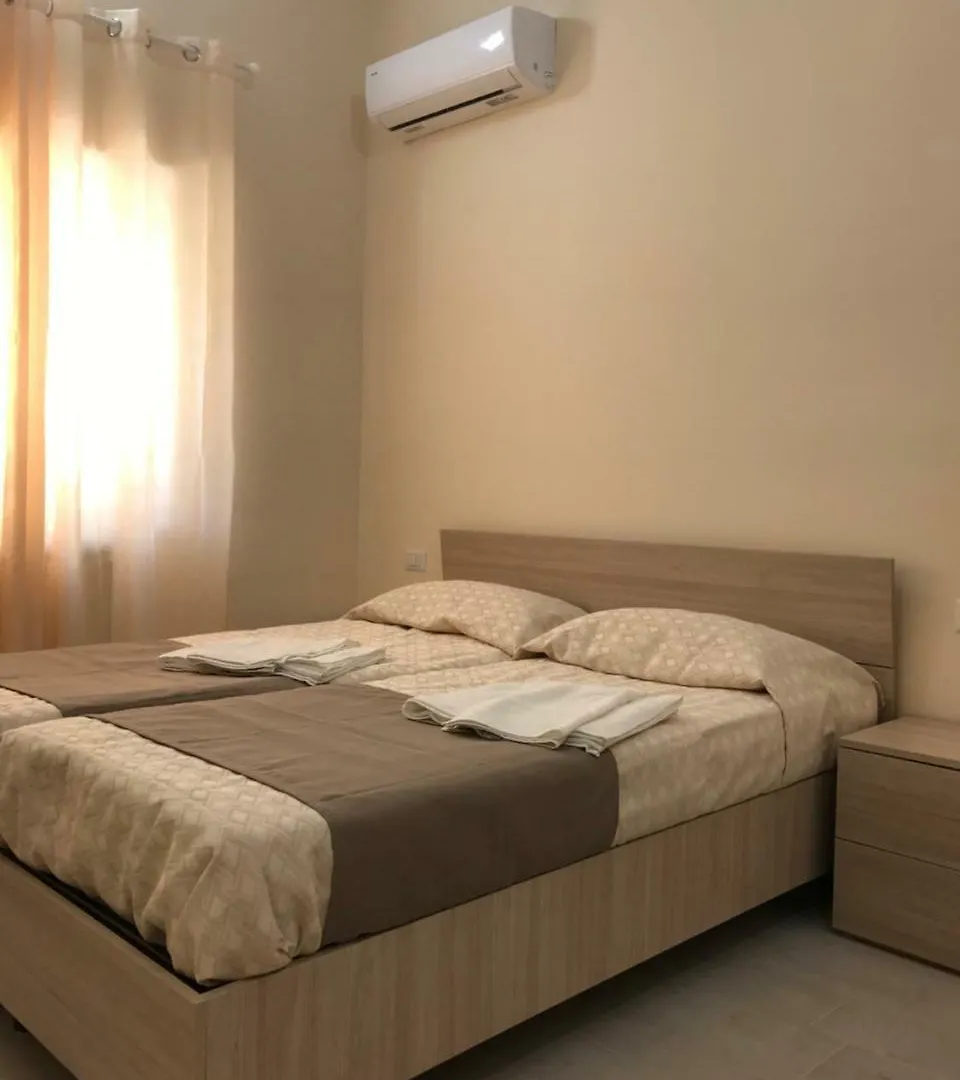 B&B Trieste Caltanissetta 2*,
